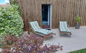 Gîte Cosy Grand confort dans un écrin de verdure
